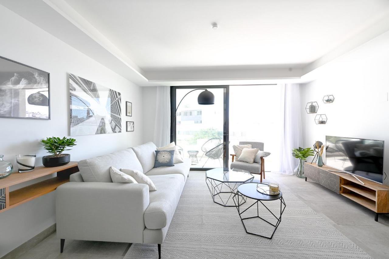 Seashell Infinity Luxury Apartment Estepona Eksteriør billede