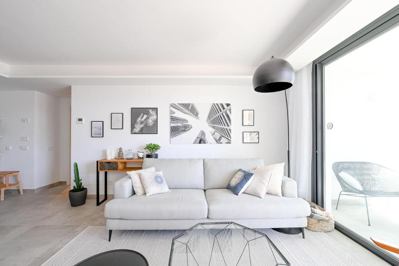 Seashell Infinity Luxury Apartment Estepona Eksteriør billede